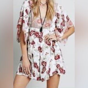 Free People floral bell sleeves Mini dress size 8